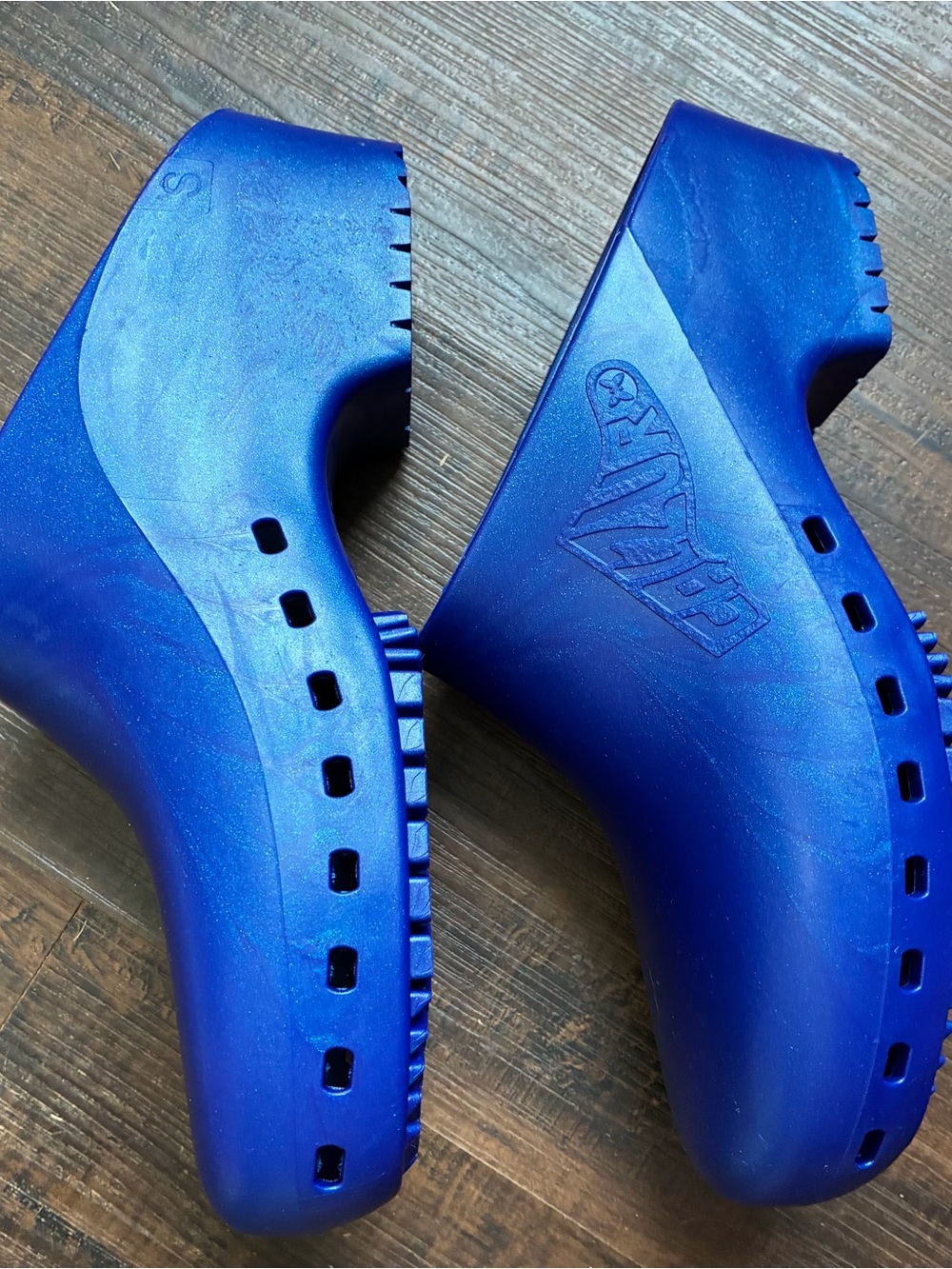 Calzuro Metallic Blue Professional Clogs Multiple Sizes - Picture 8 of 9